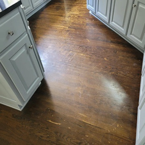 Hardwood floor cleaning service